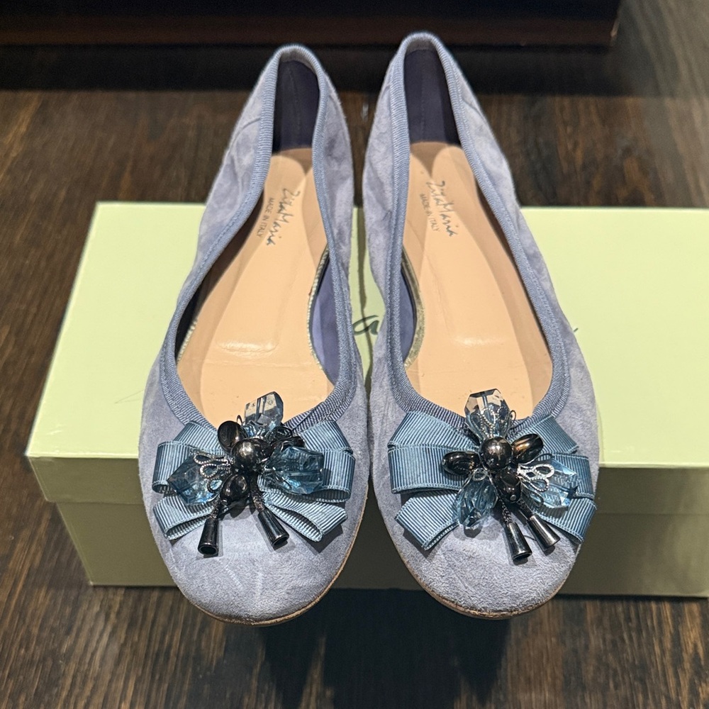 Elegant Blue Suede Ballet Flats with Bow Accent
